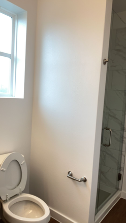 Bathroom - Private 1 Bedroom 1 Bath with Amenities: 5 Minutes from Rice Campus Apartments