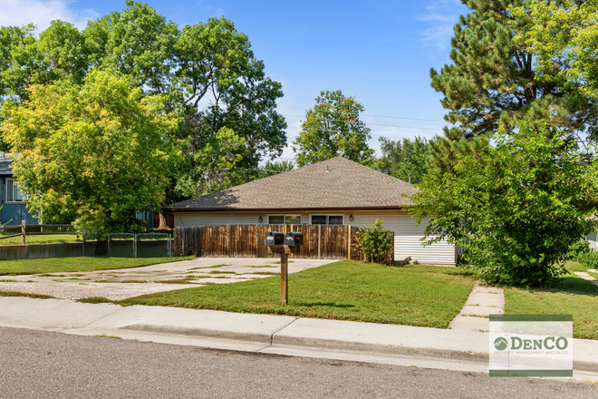 Front - Updated 3 Bdr 2 Bath Near Regis