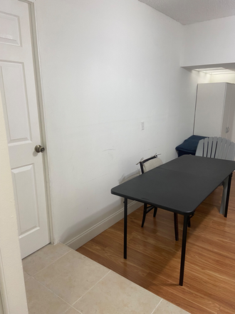Study Room or for relaxation - Furnished 1BR, private bath, Study Room. Shared kitchen, light cooking. Laundry. 35 min to campus.