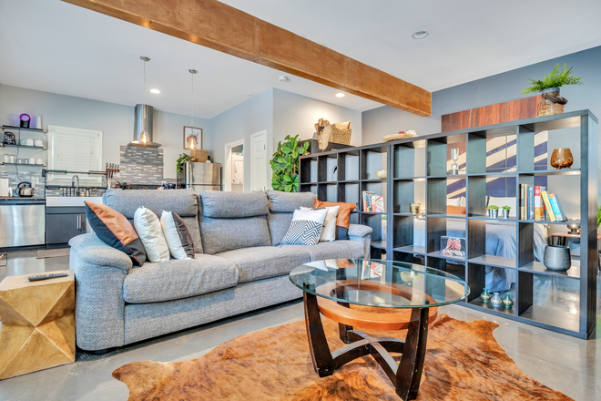 Living Area - Furnished 1BR/1BA Studio Apartment near Grant Park – 15 Minutes to Emory