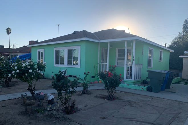 Front House View - The Green House