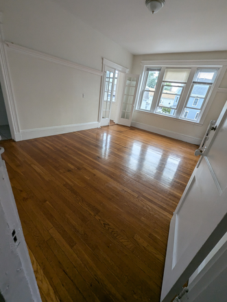 Living Room w/o furniture - Avail Sept 1 — Spacious 3 Bedroom Near Harvard, MIT, BU, BC (Approx. 1,400 sq ft) Apartments