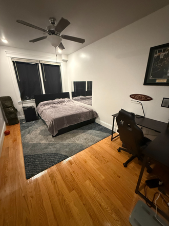 Bedroom - Spacious Single in Townhouse 10 mins from Northeastern Campus (2- or 4-Months Summer Sublease)