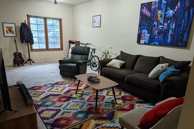 Living room - Apartments near campus