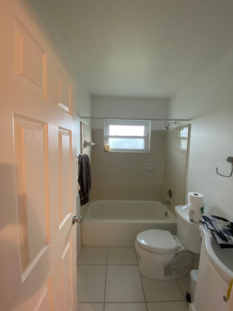 Bathroom - Looking for Roommate House