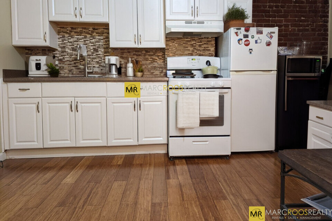 Call NOW for showings! 617-236-8600 - MERIDIAN STREET - SUN FILLED EAST BOSTON 1 BED W/ HEAT & HT WTR INC! *AVAIL 1/1/2026!*