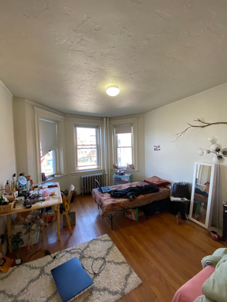 Living - 1 Bd Mission Hill No Fee!!!!! Apartments