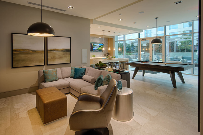 Game Room & Lounge - Latitude Studio Winter Sublet 12/6-1/10 OR 12/16-1/10 Apartments