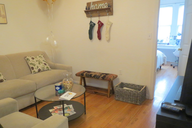 3 Bedroom Apartment on Westland Ave. - NO Broker's Fee!! - Bright Spacious 3 BR on Westland Ave - Available on 9/01 Apartments