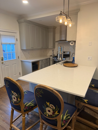 Kitchen Table - Beautiful (Fully-Furnished) 3-Bedroom Single-Family Home in the Heart of South Boston