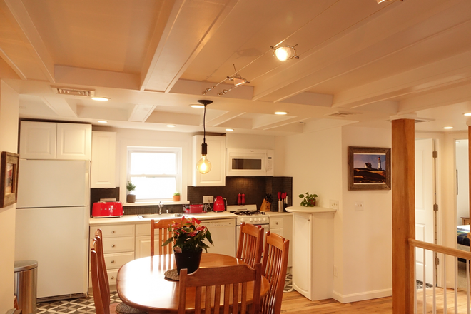 Open plan living, dining, and kitchen - 4 BR, 1 BA Apartment furnished, all utilities. incl, MIT/Harvard in Central Sq