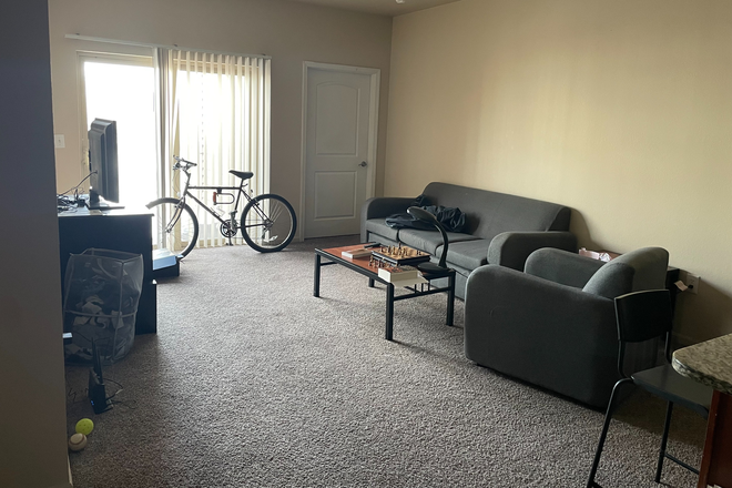 living room - Riverwalk Apartments