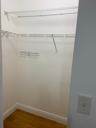 Walk in closet - Furnished 1BR, private bath, Study Room. Shared kitchen, light cooking. Laundry. 35 min to campus. House