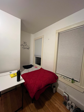 Private bedroom - Fully furnished Private room in an all girls apartment!