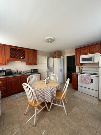 Kitchen - Spring 2026 Sublet