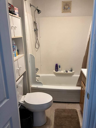 common full size bathroom - Private room available on the 2nd floor, walking distances to Brown, RISD, and downtown