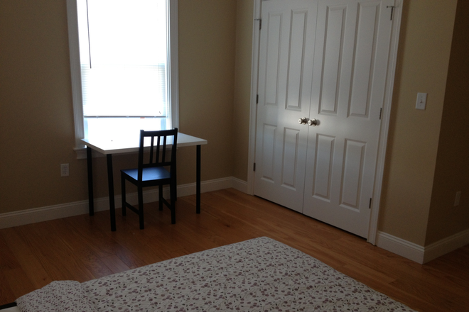Bedroom - $850 - One bedroom fully furnished available June 1st, 2026 (walking distance to UML Campus) Condo