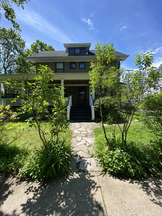 Outside Street View - 812 Gaffield Place 5Br House, Close to Campus