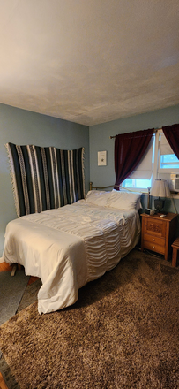Full Size Bed - Beautiful Furnished Room - All Inclusive!