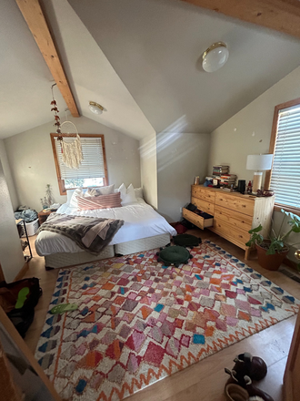 bedroom - Sweet little home right on the Hill! Close to campus with a balcony and a front porch
