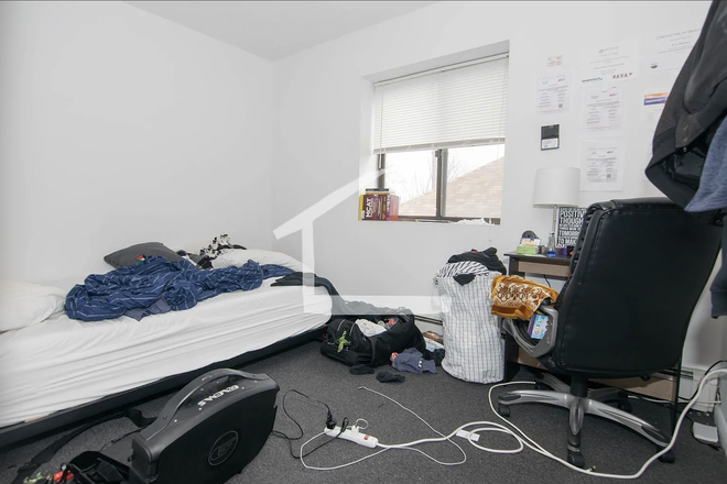 Bedroom - Private bedroom sublet for August - Near HMS!