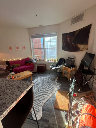 Living Space - Aspen Heights Apartments