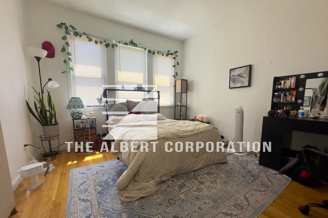 Bedroom - 1706 Apartments