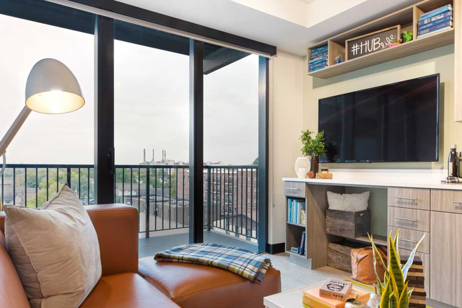 Living Room - Hub State Street | Mansion Upgrade