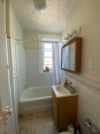 Bath - 1 Bd Mission Hill No Fee!!!!! Apartments