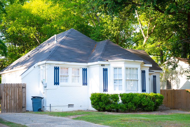 Front - Fully Furnished 3/2 Residence Near Fondren