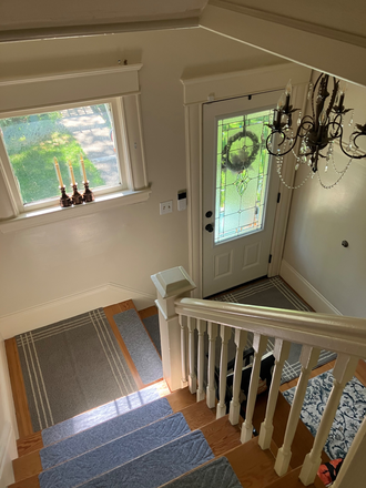 Private Entry - Furnished 1+1 Apartment 2 miles to campus