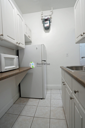 2 - Studio - 1 Bed Apartments NO FEE