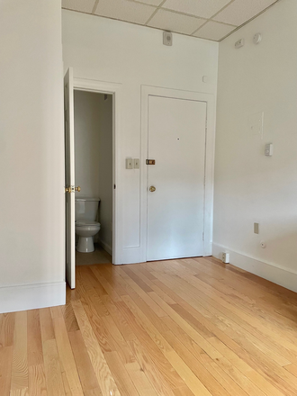 STUDIO - NO BROKER FEE - UNFURNISHED STUDIO AT 405 BEACON STREET AVAILABLE SEPTEMBER 1, 2026 Apartments