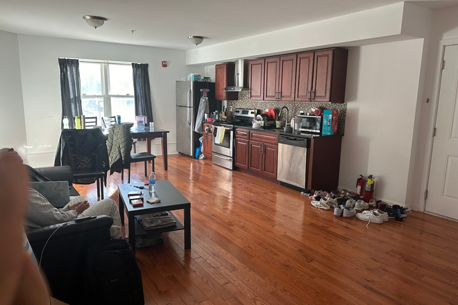 kitchen - 3829 Baring St. 3B3B, Furnished. 10-15 minutes walk to Upenn and Drexel. Apartments
