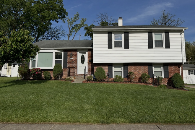 Exterior and storage shed - Lutherville Furnished 3 Bedroom House