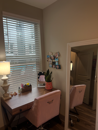 Desk - Union Chapel Hill Apartments