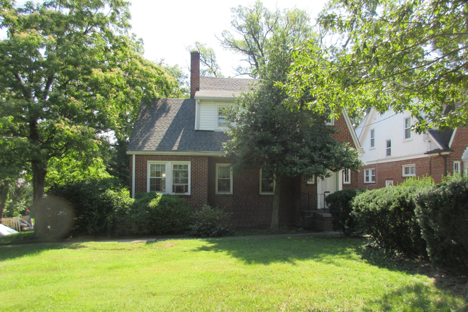 Front - WALK TO CAMPUS - 6807 BALTIMORE AVE House