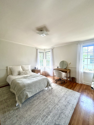 Bedroom 2 - Bedroom in Beautiful House Next to Campus