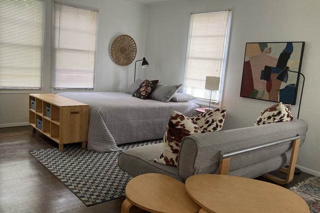 Living/Sleeping area - Charming, furnished garage apartment in Montrose