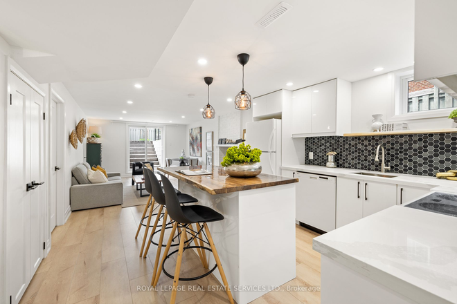 Kitchen / Living room - 2-Bedroom Fully Furnished Basement Apartment in Central Mississauga for male only