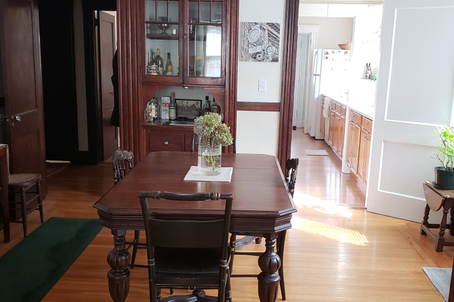 Dining room - Large, bright apartment share on Cambridge line - Available May 15