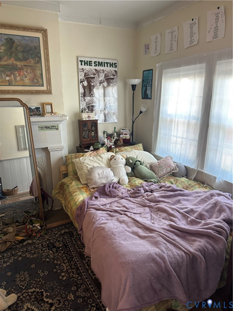 downstairs bedroom - Spring St Duplex