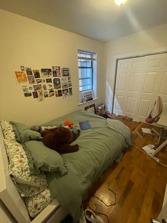 Bedroom - Wrigleyville Apartment on Southport Corridor