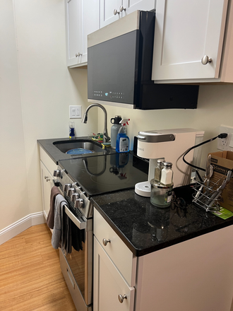 . - Renovated studio at 24 haviland. No broker fee. Contact Will McGowan 617.512.5822