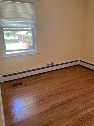 Bedroom 3 w 1 closet - Private Bedrooms Near Campus – Utilities Included – Available in May House