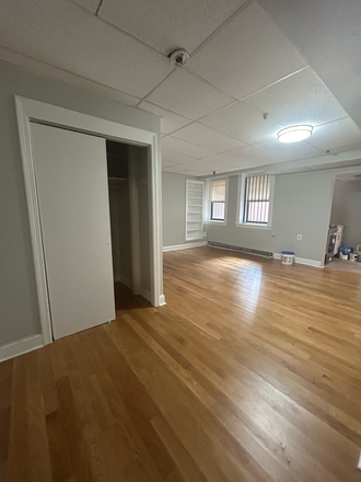 Main Room - Studio in heart of Fenway! Apartments