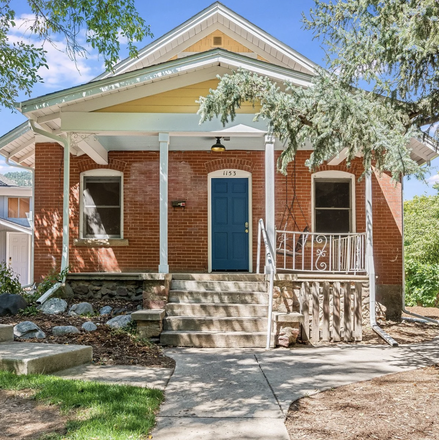 Outside - Sandlot on Lincoln - Spring 2026 Sublease - 1-4 rooms available House