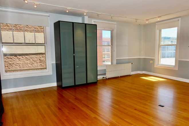 Great lighting and storage - Historic Belvedere Studio | Utilities & Internet Included | Downtown SLC Condo