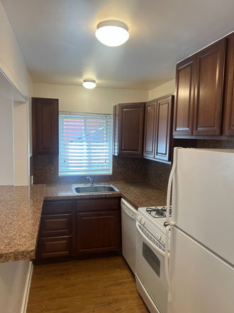 Kitchen - 1br/1ba | Cozy Privately Owned Apartments | 1 Block from Campus | 50% Off 1st Month Rent