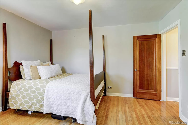 Bedroom for rent - Sunny, Spacious & Central to CU Denver and Anchutz— Quiet Room in Prime Spot House